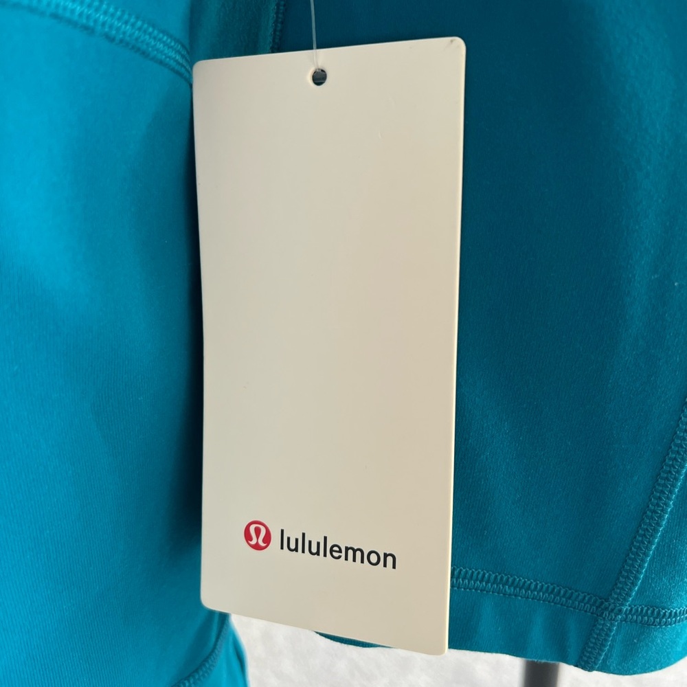 Lululemon  NWT define jacket, * Luon size 8 Cypress Blue - Picture 5 of 6
